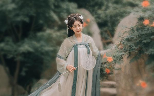 小说丑妃休夫后，被全京城大佬追着宠第3章完整版阅读