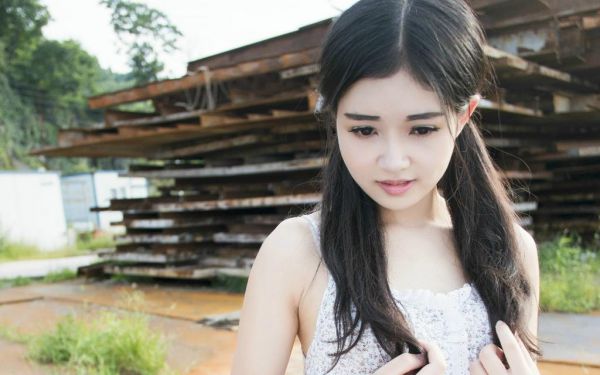 疯批女配穿八零，平等创飞所有人小说 林溪白建军在线阅读