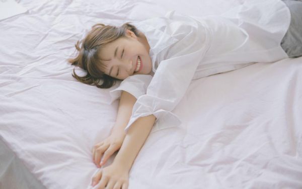 白亦初陈祈安的小说 重生后，我亲手将泄露申遗材料的妻子养妹推入深渊小说免费阅读