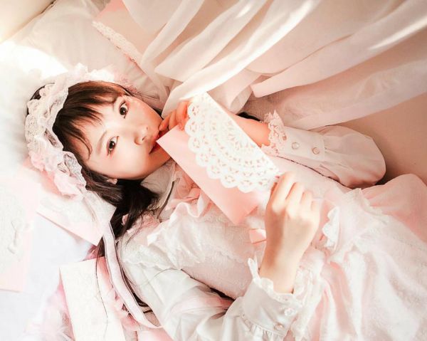 多情最是肯听雪 主角温觉浅周既明小说
